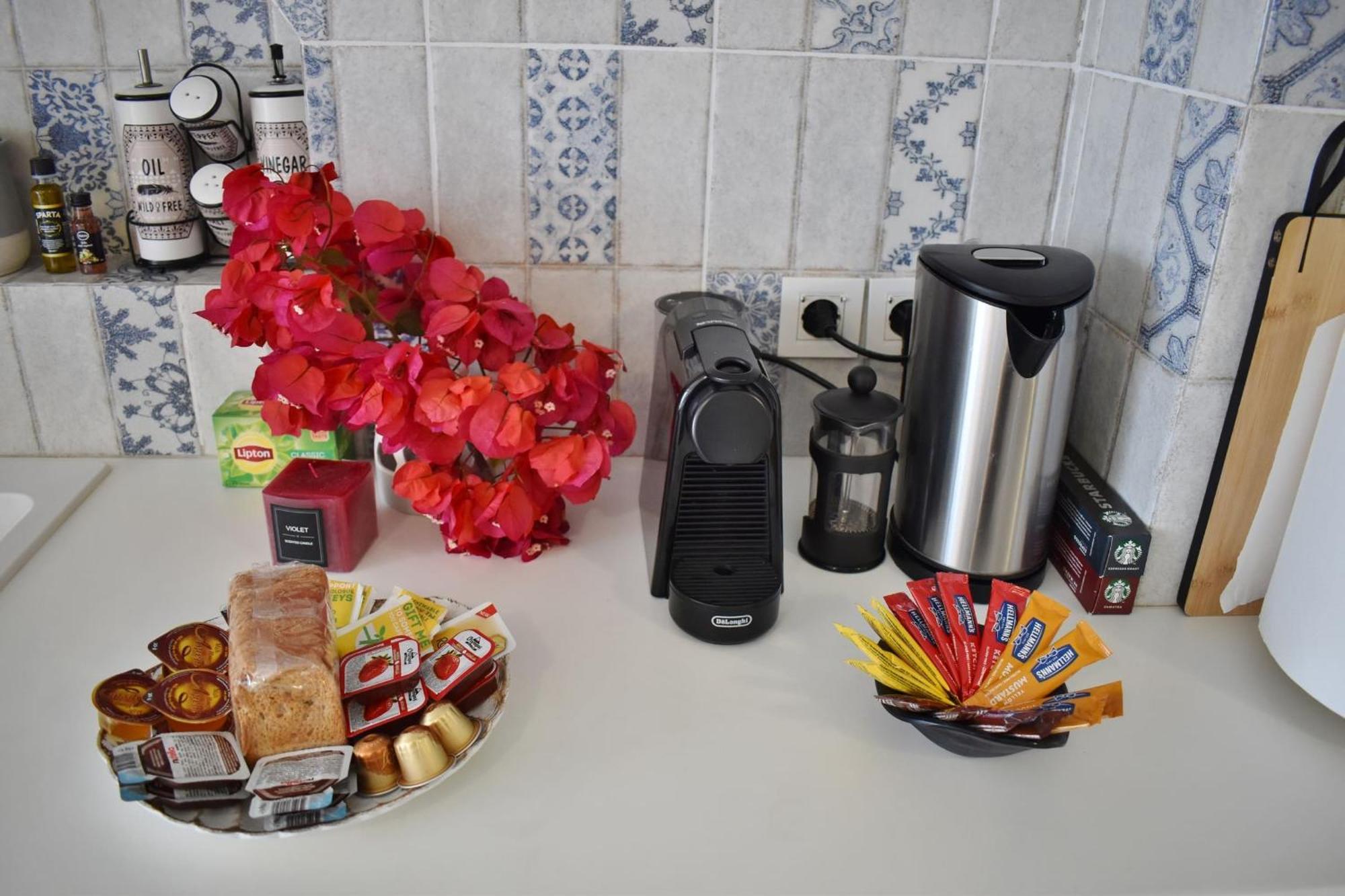 Blue Mare Apartments On The Beach Firopotamos Room photo